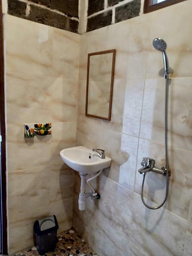 Gubug Balian Beach Bungalow Selemadeg  Εξωτερικό φωτογραφία